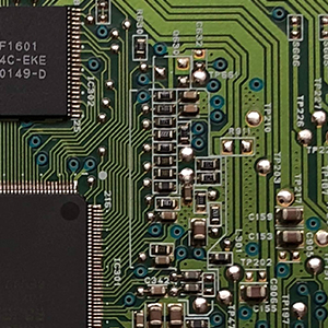 貼片電容器生產廠家選擇除了看資質還要關注哪些？